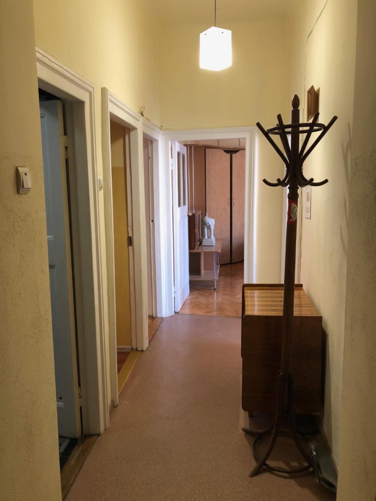 Guest Rooms Lviv Exterior photo